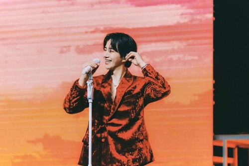 イ・ジュノ