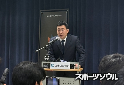 プ・ジソク弁護士