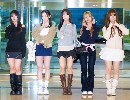 左からイェソ、マシロ、ミユ、ナゴミ、セリナ