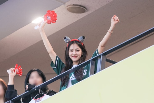 ハン・ジウン