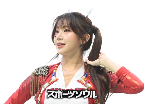 イ・ジュウン