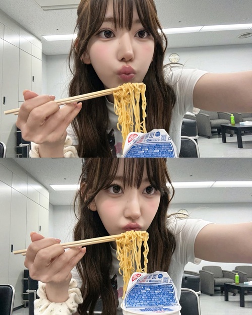 宮脇咲良