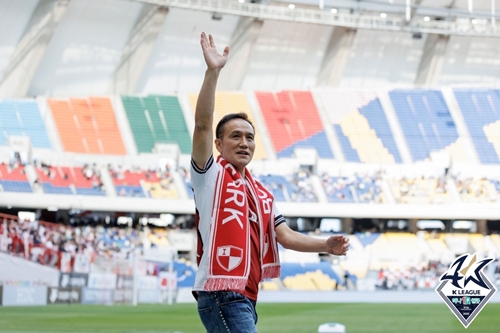 キム・ジュソン氏