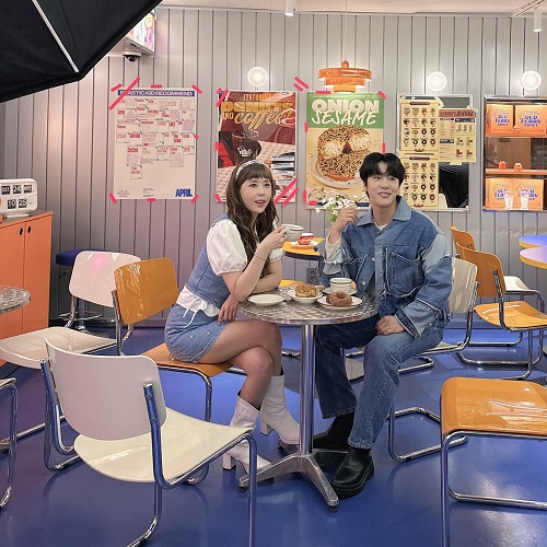 シンジ（左）とムンウォン