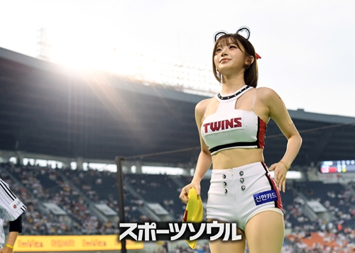 イ・ジュウン
