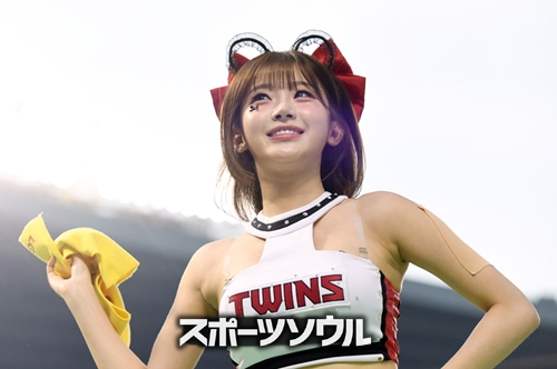 イ・ジュウン