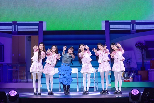 ILLITと乃紫