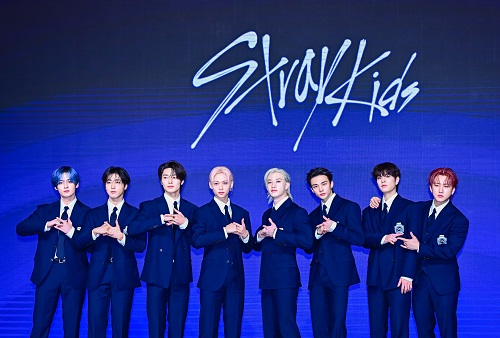 Stray Kids