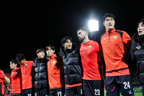 江原FC