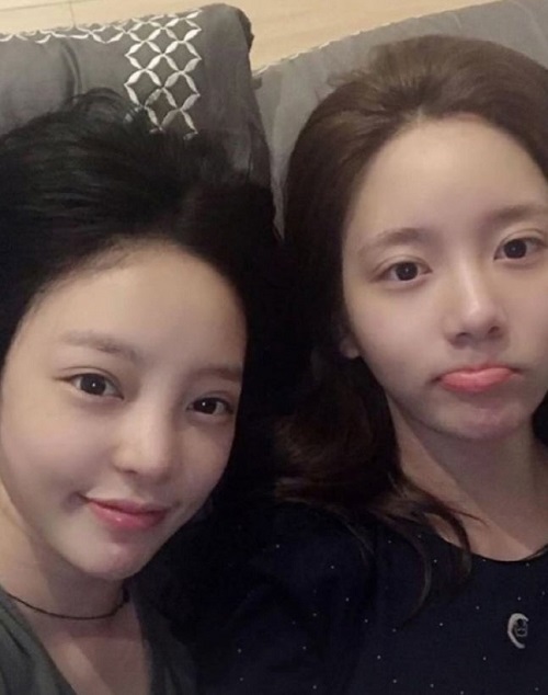 ク・ハラさん（左）とハン・ソヒ