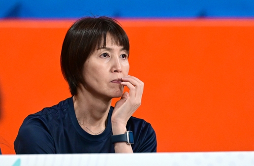 吉原知子監督