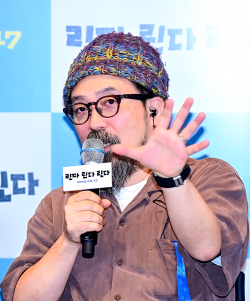 山下敦弘監督