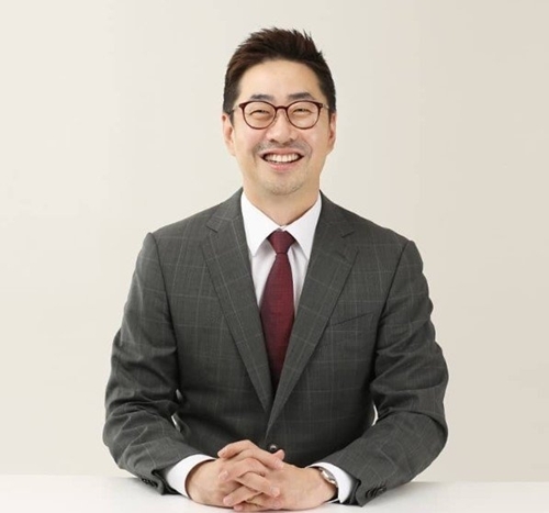 ペク・ソンムン弁護士