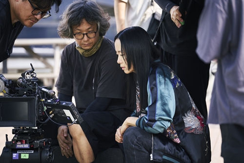 チョン・ドヨン