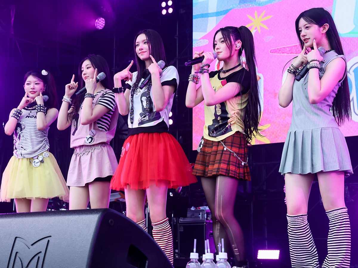 ILLIT、「ROCK IN JAPAN FESTIVAL 2025」初出演！  全11曲の生バンドステージで熱狂