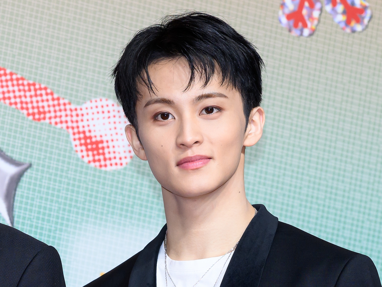 高級時計のプレゼントで話題！NCT・マーク、“テニスの王子様”に「唯一無二のカリスマ性」