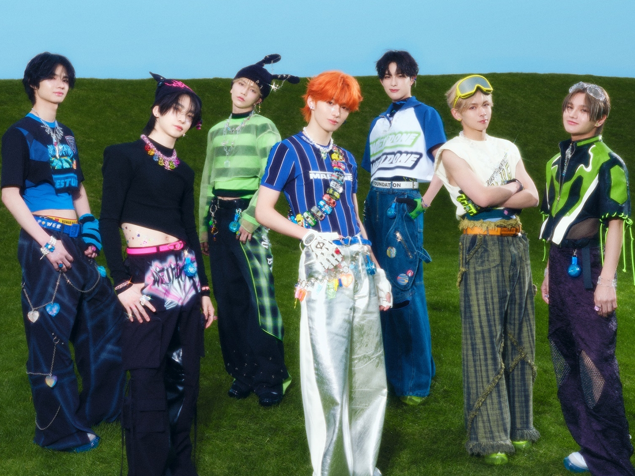 BTS所属HYBE発の“J-POP”ボーイズグループ「aoen」、6月11日にデビューSG『青い太陽』で本格始動