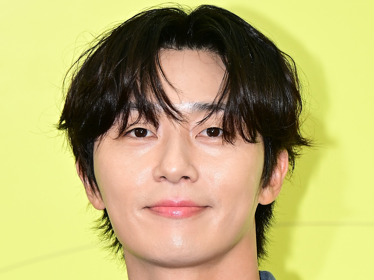 俳優パク・ソジュン、“ギャップ萌え”するファン続出！洗練されたスタイルに無邪気な笑顔「いつも素敵」【PHOTO】