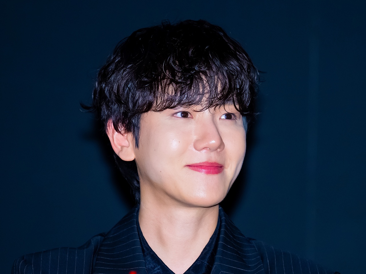 EXO・ベクヒョン、力強い魅力から柔らかい一面まで新AL『Essence of Reverie』コンセプト写真公開