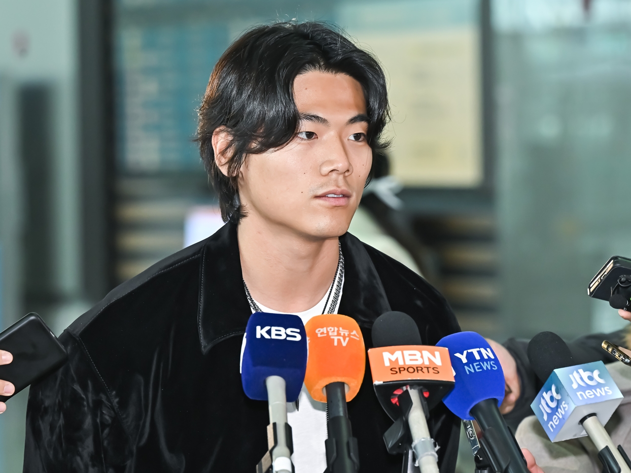 千賀滉大の“お化けフォーク”に手も足も出ず…「日韓投打対決」完敗の韓国人野手、「打率0.000」維持の屈辱