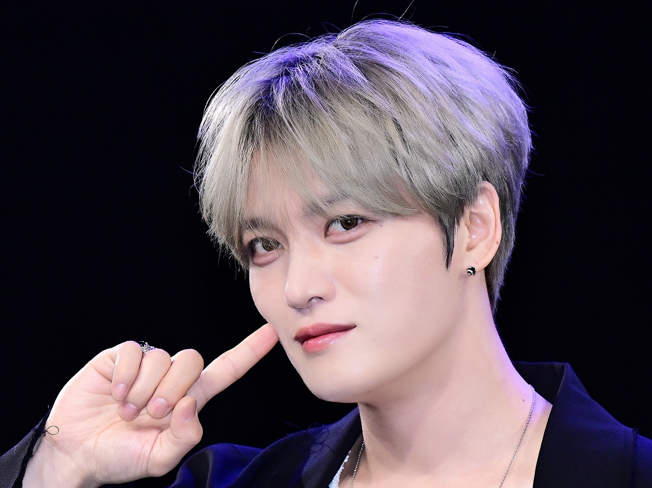 ジェジュン、K-POPアイドルとして初めて“おじいちゃん”になる…結婚について「子ども5人欲しい」とも