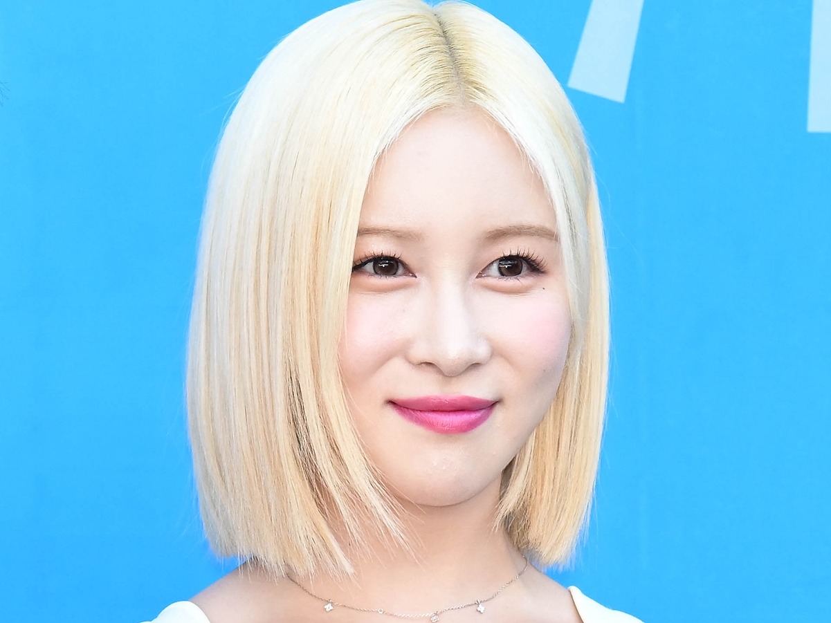 約2年グループ活動がない宇宙少女（WJSN）、メンバーが“意味深投稿”で所属事務所を批判か？