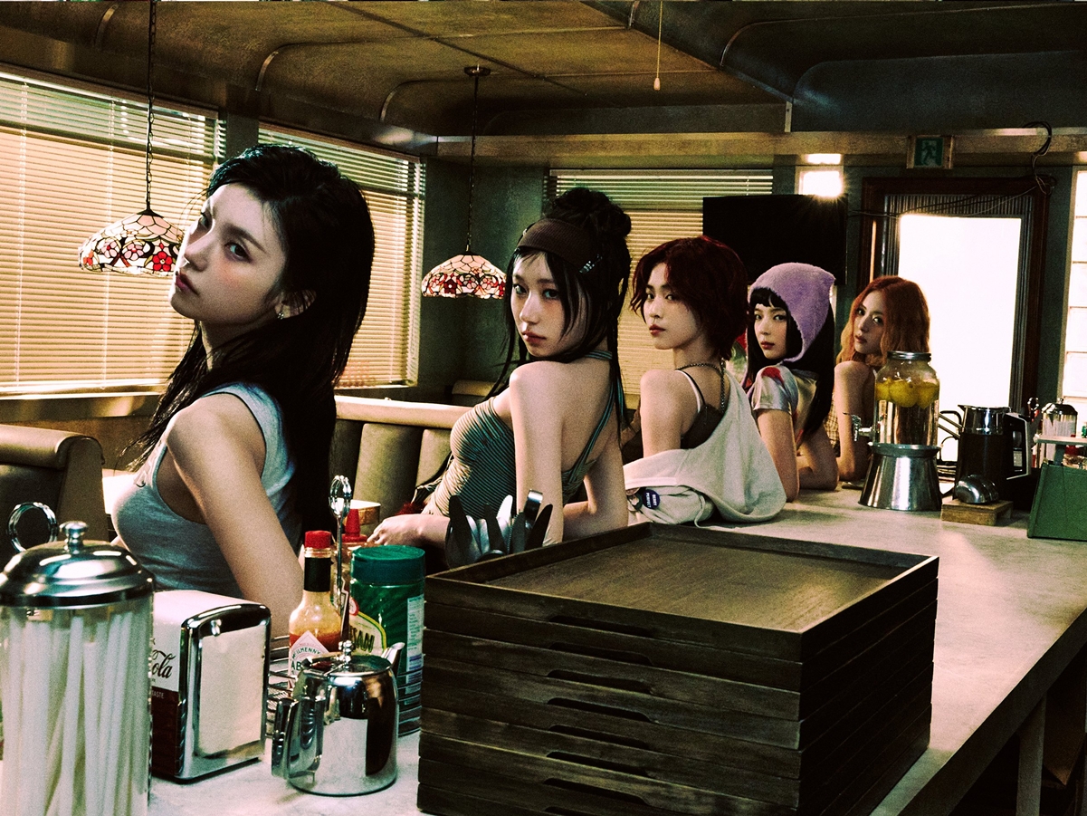 “8カ月ぶりカムバック”に期待高まる！ITZY、成熟ビジュアルの新ALコンセプトフォト公開