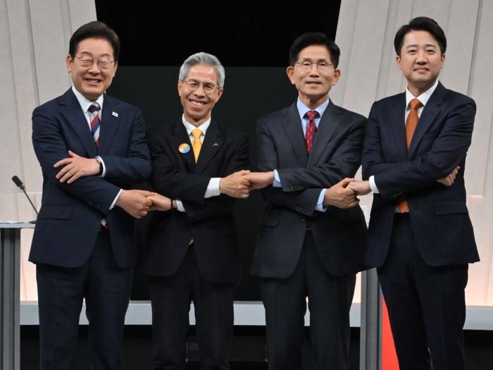 生放送のテレビ討論会で「箸を女性の…」韓国大統領候補が放った“大事故”レベルの不適切発言