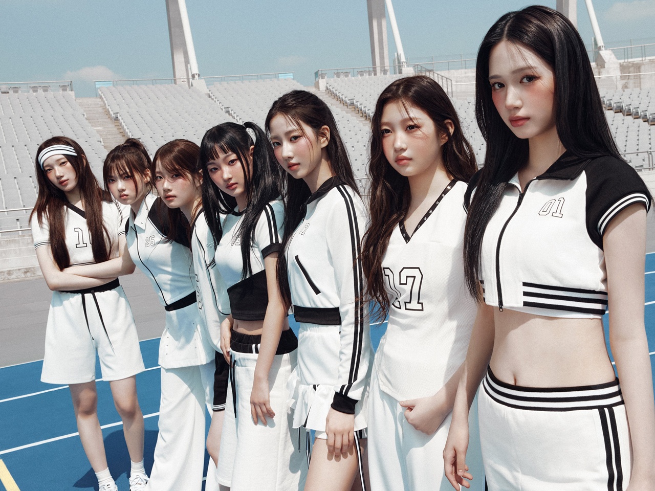 OH MY GIRLの妹グループ「USPEER」、遂にデビュー！「2025年1番ホットなガールズグループになる！」
