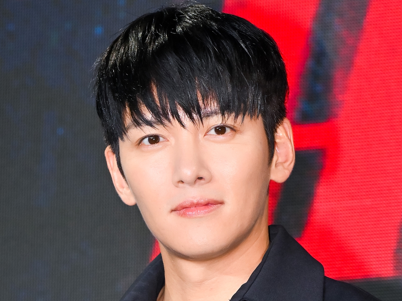 俳優チ・チャンウク、公演のMCに初挑戦！IVEとの“暴走モルモット”などダンスチャレンジも話題