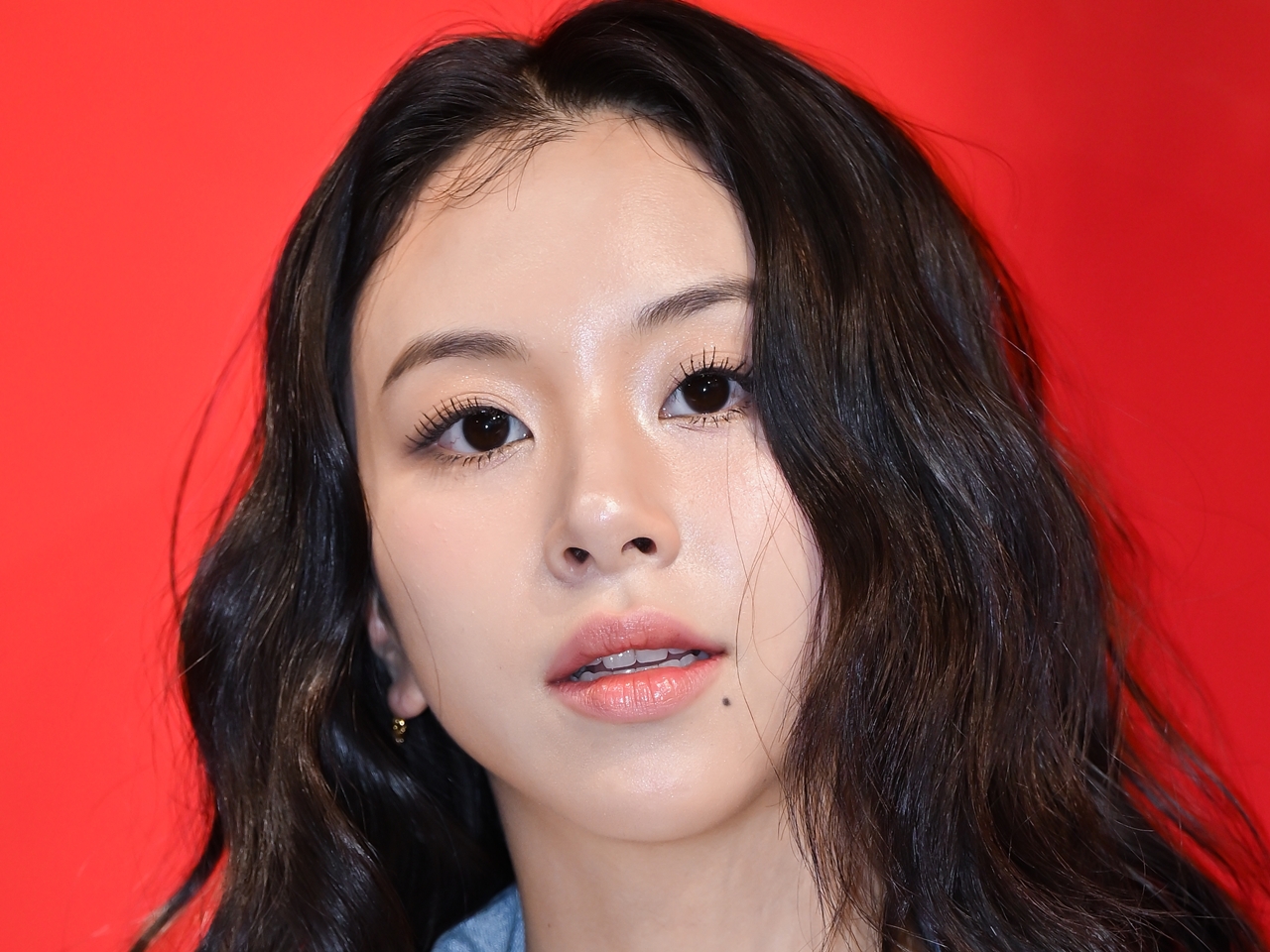 TWICE・チェヨン、“妖精”のようなビジュアル！ソロデビュー曲『SHOOT