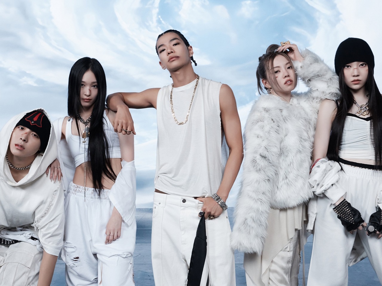 デビュー前からこの注目度！“韓国財閥会長の娘”も所属するALLDAY PROJECT、先行公開曲のMVが人気