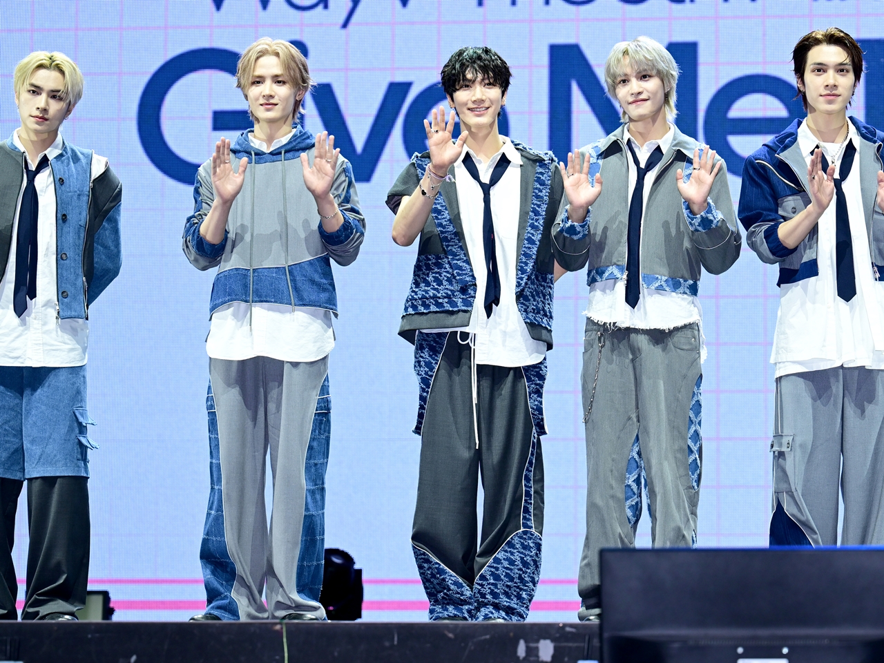 テンが所属するNCTの派生ユニットWayV、7月18日に新AL『BIG BANDS』リリース決定