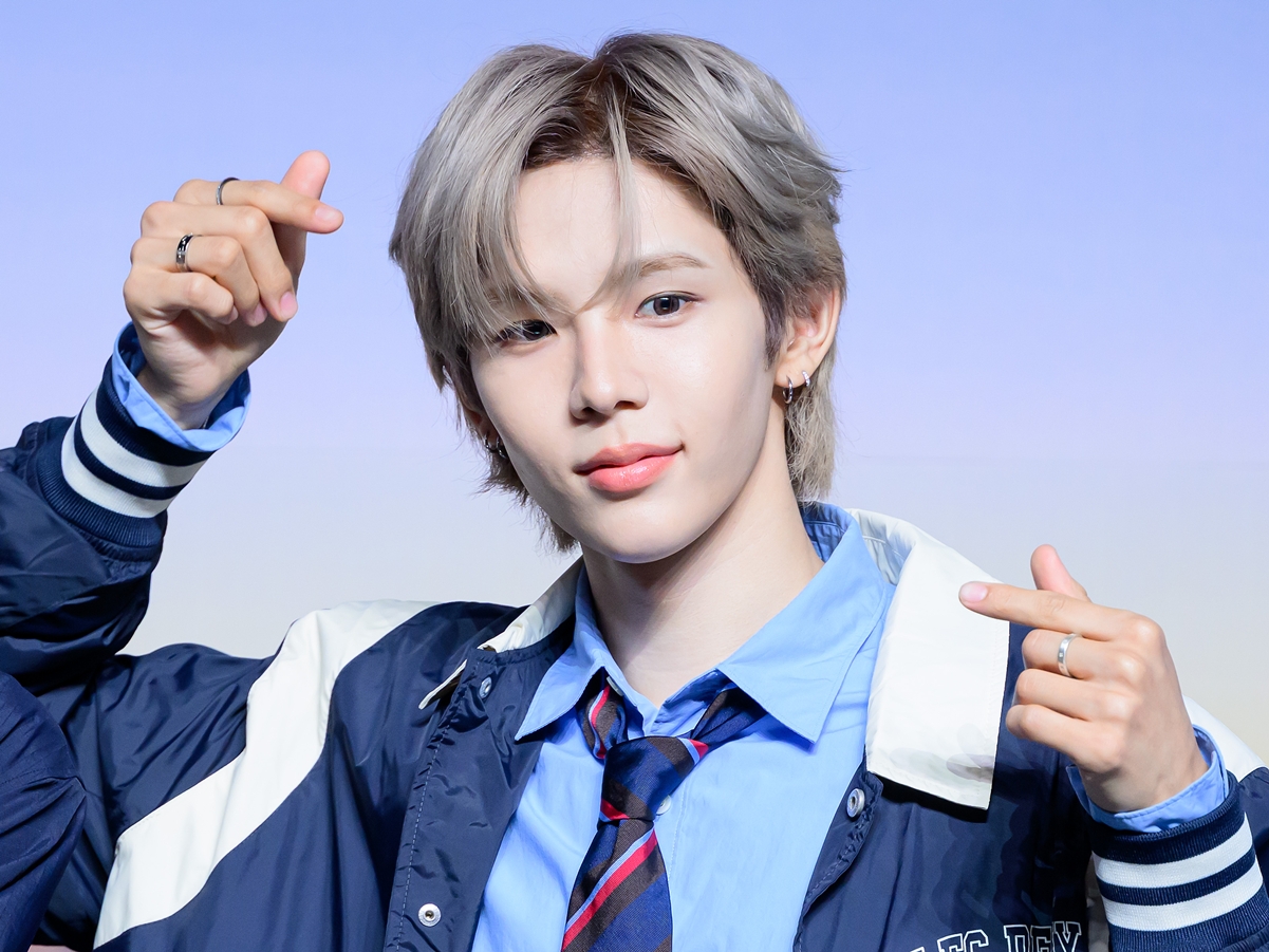 「心臓もたない…」RIIZE・ショウタロウ、“ガラ悪め”なメガネ姿でギャップ全開！ファンを虜に【PHOTO】