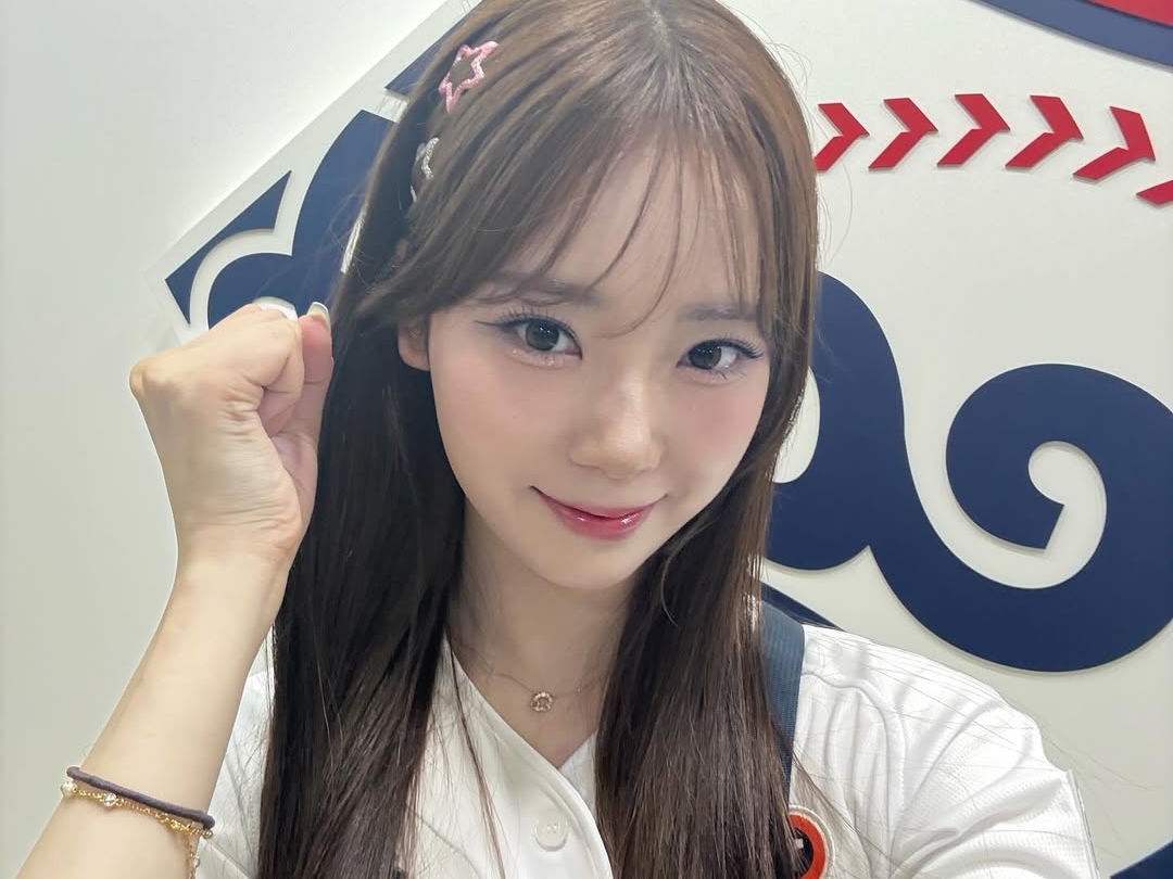 『ガルプラ』『日プ女子』出演の日本人アイドルが韓国プロ野球チアに!? 藤本彩花さんがデビュー報告【PHOTO】