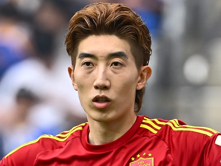 日本は長友佑都がチームキャプテン、韓国は「Kリーグ8年連続ベストGK」の33歳守護神に腕章託す【E-1選手権】