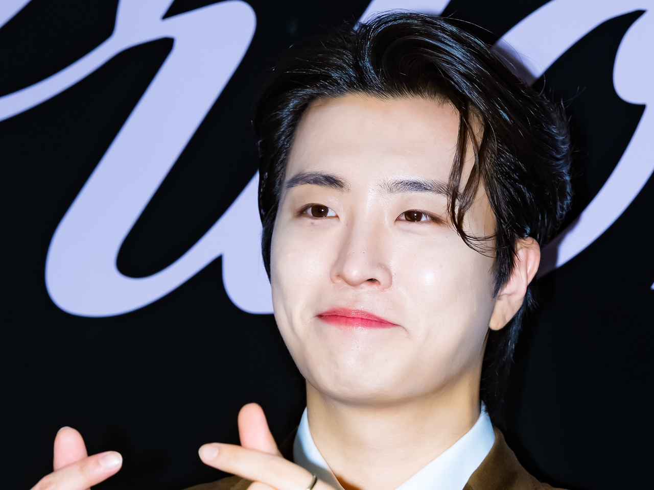 GOT7・ヨンジェ、新SG『Fermata』で癒しと勇気を届ける！MVでは1人2役に挑戦