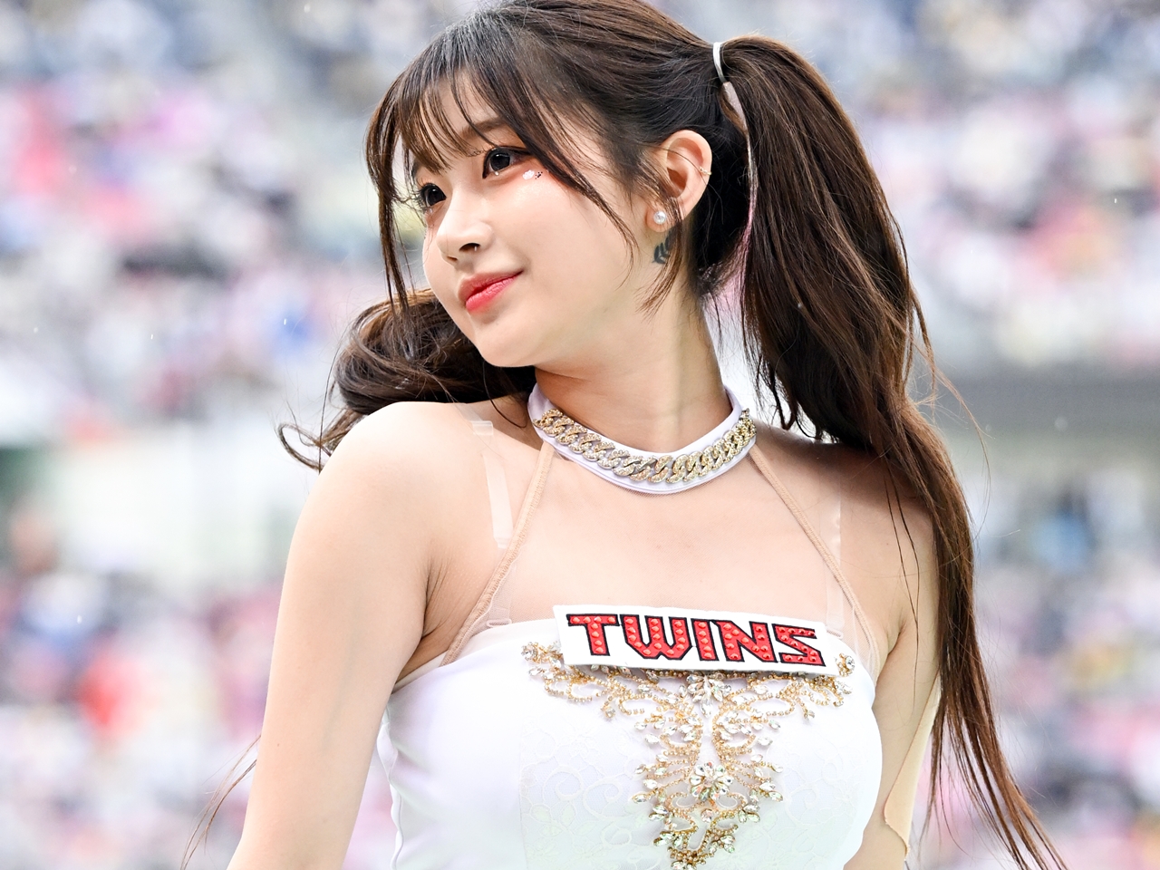 これぞ韓国プロ野球の華！20歳チアガールが大胆イメチェン、完璧すぎる美貌にファンも釘付け【PHOTO】