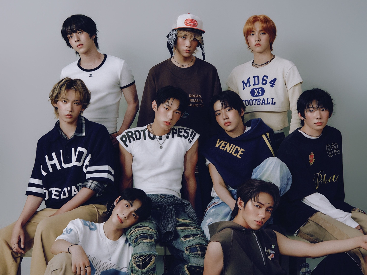 BTS（防弾少年団）、デビュー7周年記念“家族写真”公開へ「ピンク少年団