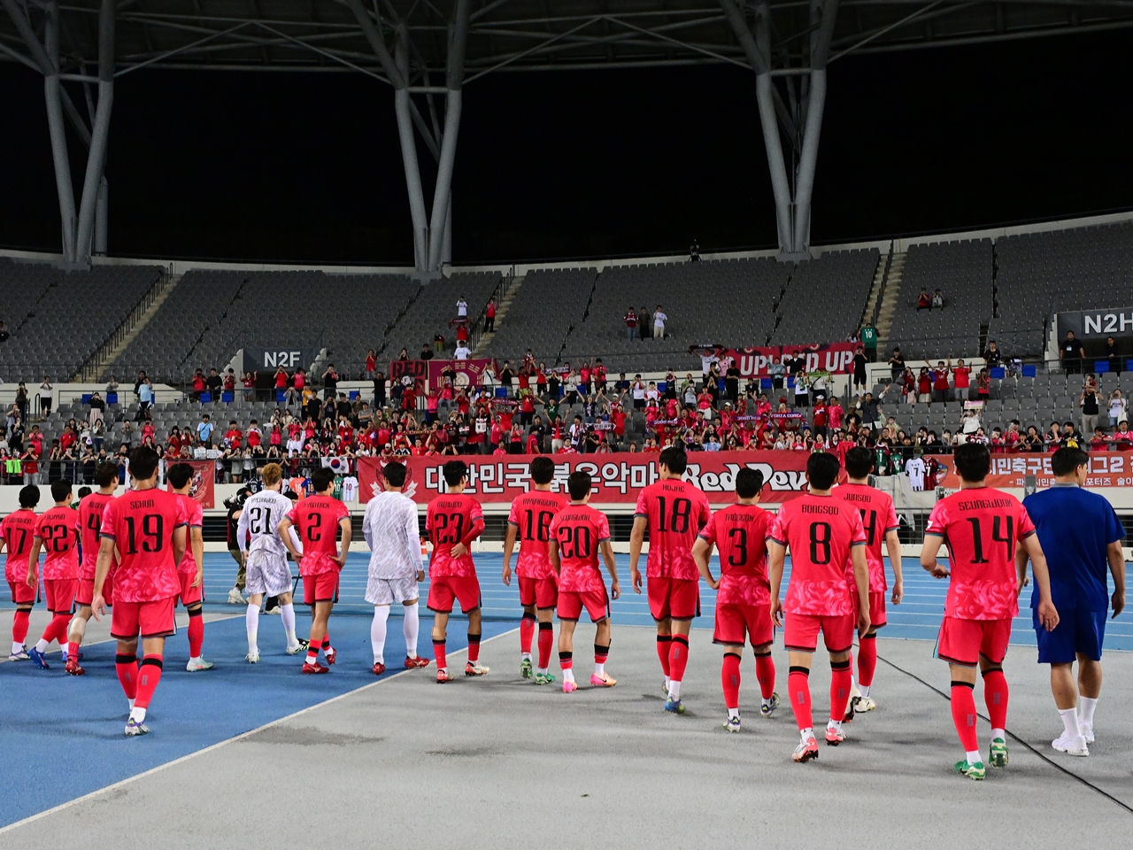 韓国は「アジアのサッカー大会」を開催する環境ではない　日韓戦でもガラガラのE-1選手権“興行惨敗”【韓国記者の目】