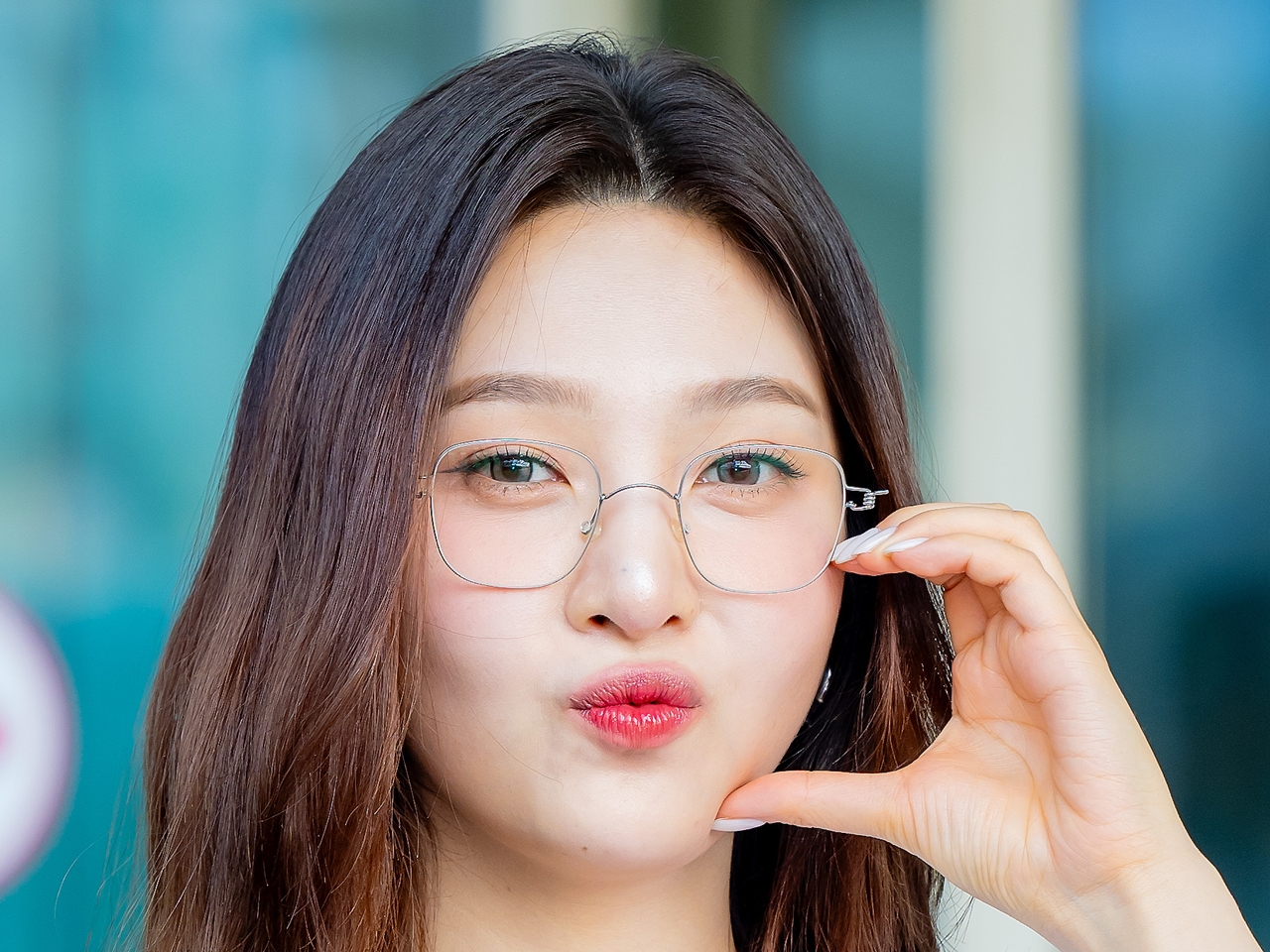 4歳上恋人も惚れる？Red Velvet・ジョイ、妖艶からラブリーまでさまざまな私服を公開