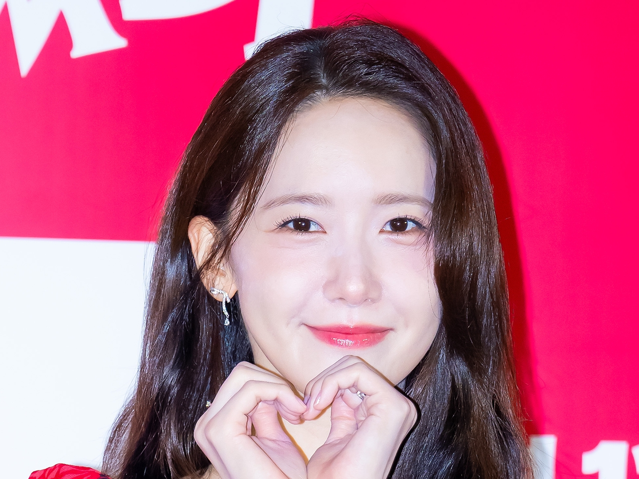 少女時代・ユナ、フレンチのシェフに!?新ファンタジーラブコメドラマ『暴君のシェフ』ポスター公開