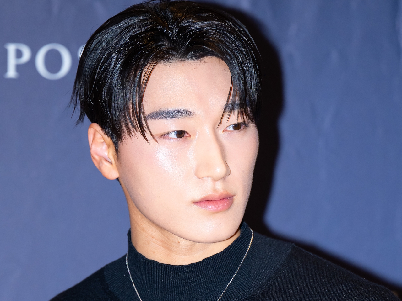 ATEEZ・サン、非現実的なほどに鍛え上げられた身体に視線釘付け「腕ばかり見てすみません（笑）」【PHOTO】