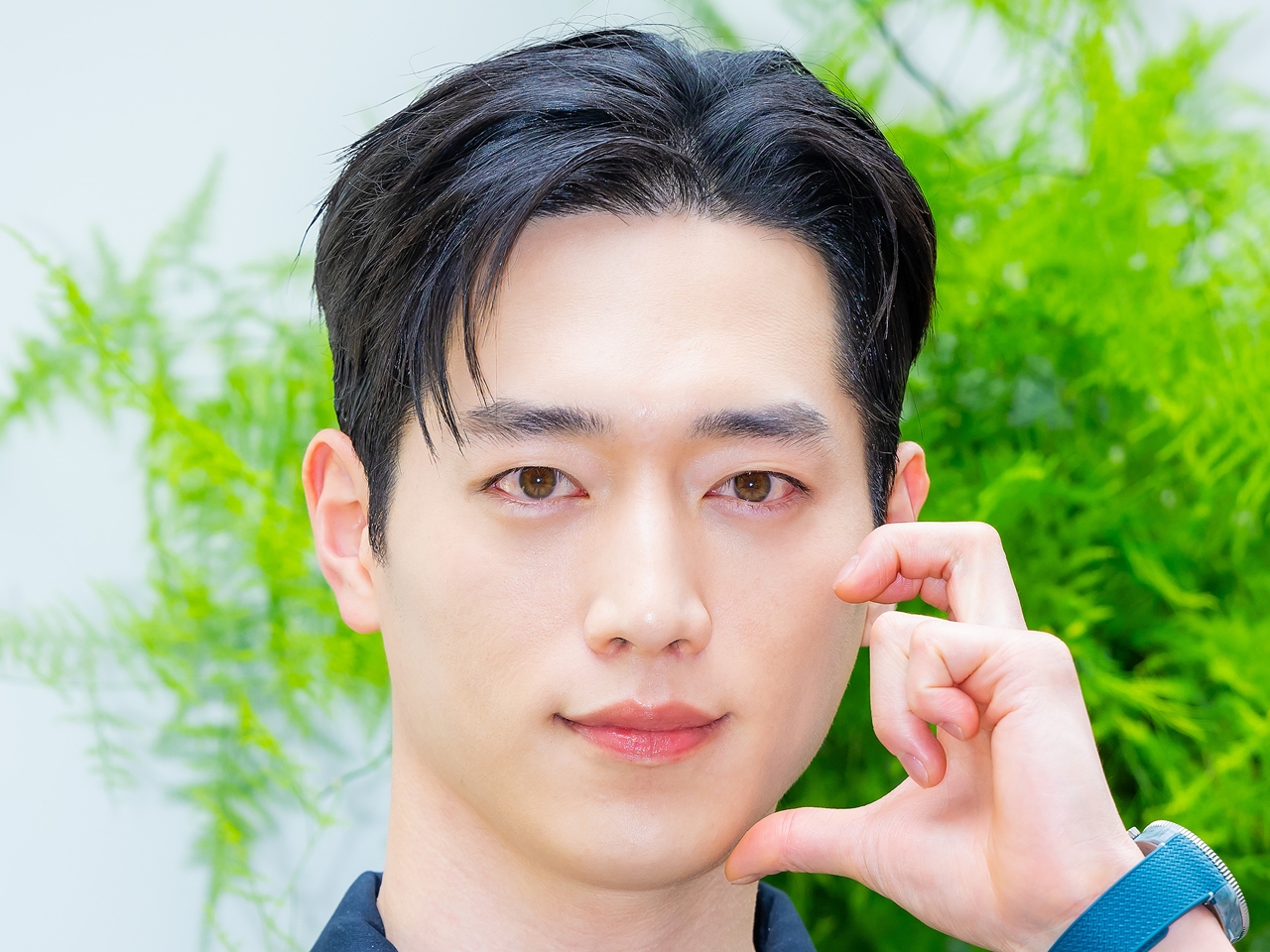 イケメン俳優ソ・ガンジュン、どこを切り取っても“美”！ミラノで見せた神秘的なオーラ【PHOTO】