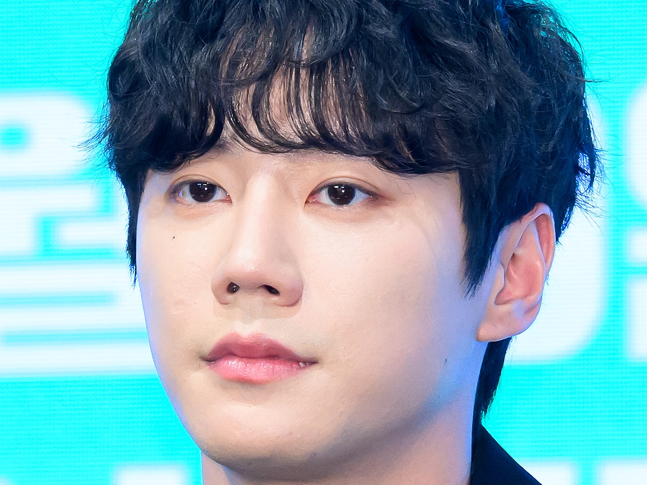 キムタクと共演する韓国人俳優イ・ジュニョン、海外ファンミーティングが急遽中止「現地の予期せぬ事情で」
