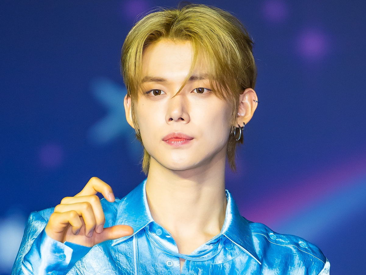 TXT・ヨンジュン、“退廃的な魅力”全開！ソロ曲『Ghost Girl』MVで新たな一面