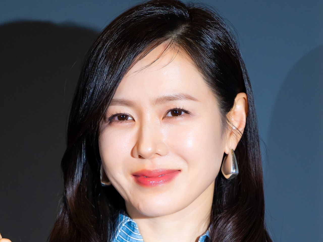 『愛の不時着』女優ソン・イェジン、7年ぶりにスクリーン復帰！映画『仕方がない』スチール公開