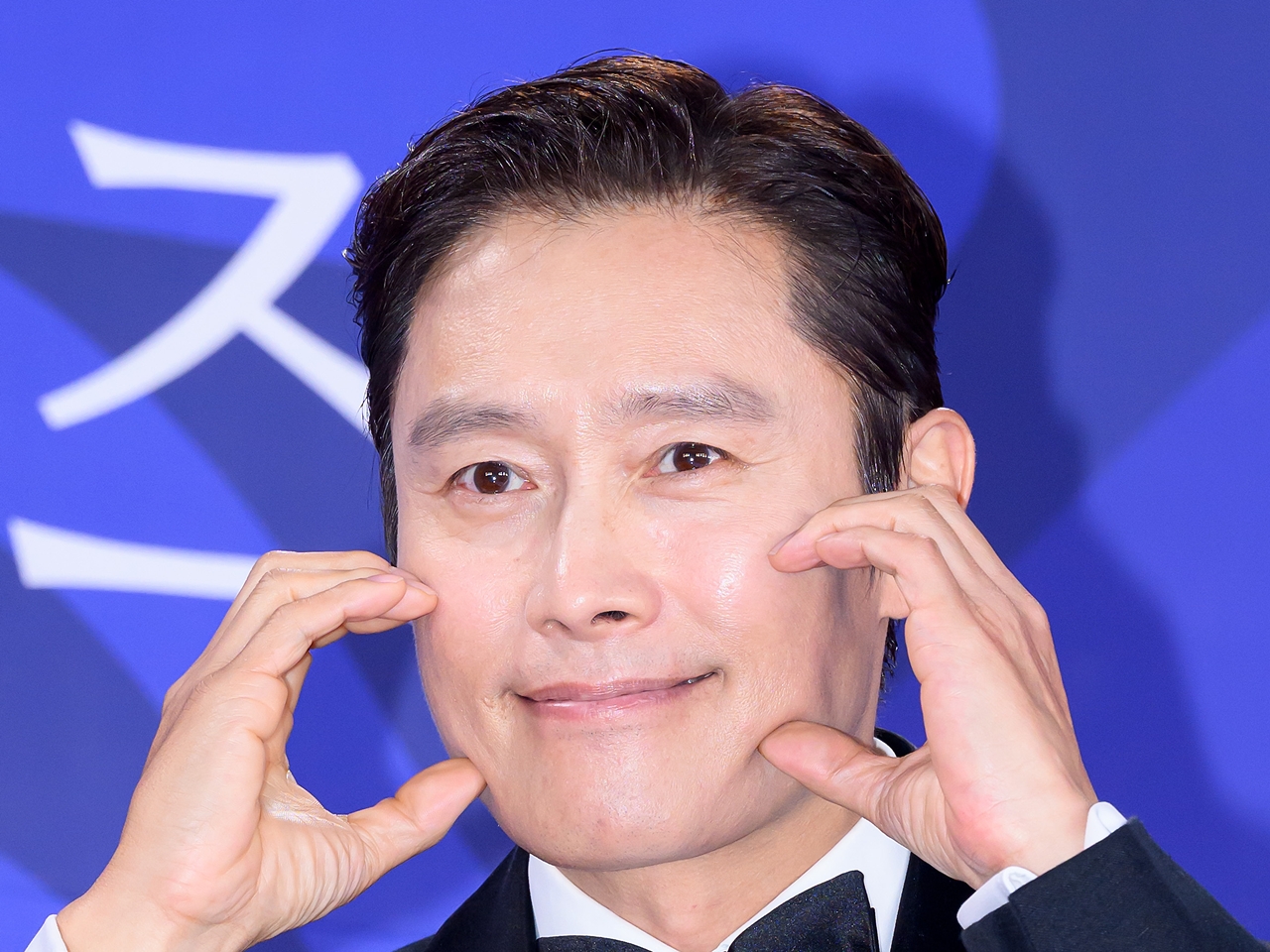 俳優イ・ビョンホン、「トロント国際映画祭」でトリビュート賞受賞！「圧倒的な才能」と絶賛
