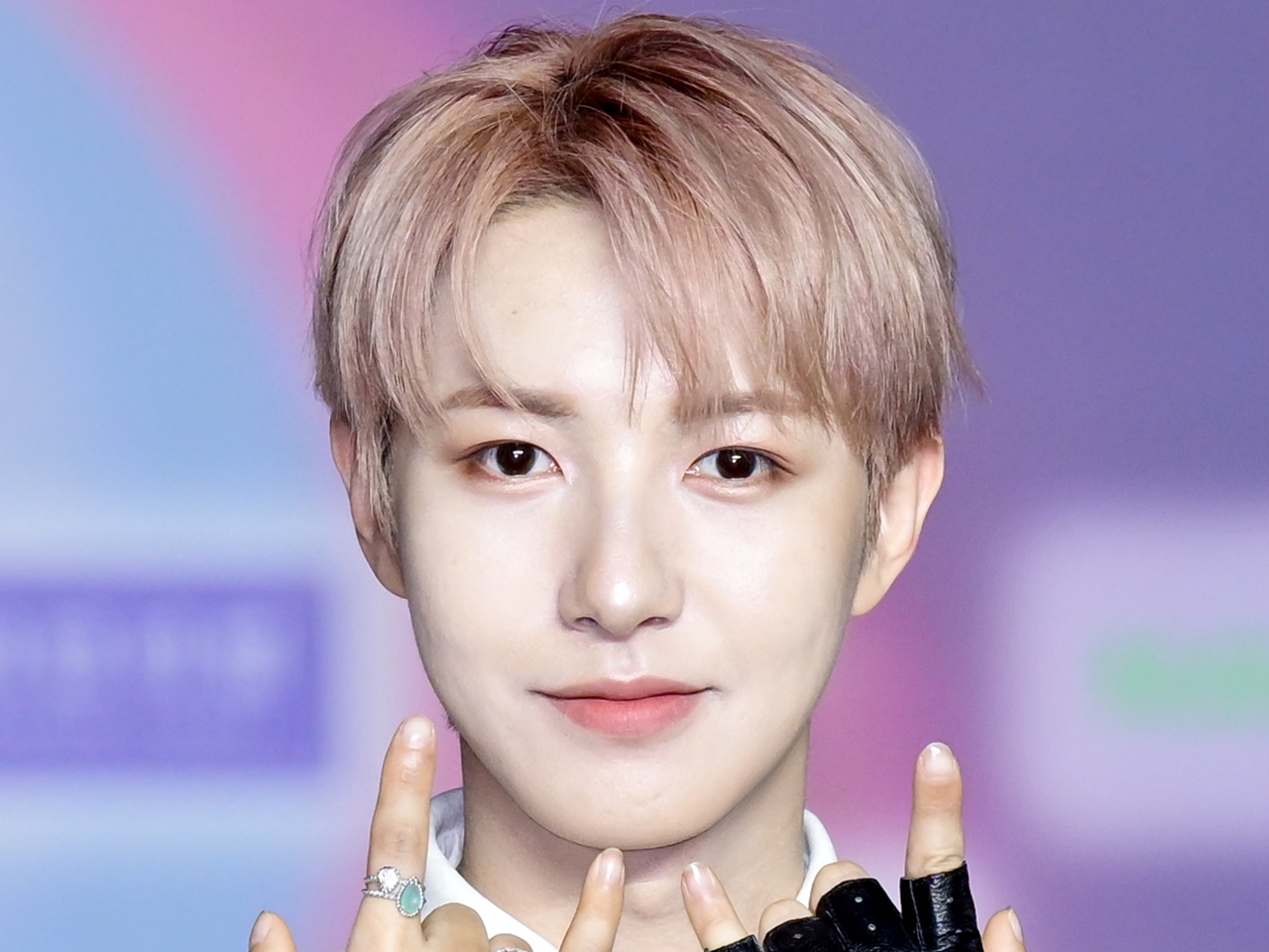 NCT・ロンジュン、“SMファミリー”との豪華SHOT公開！「全員美形…」「Red Velvetの弟？」【PHOTO】