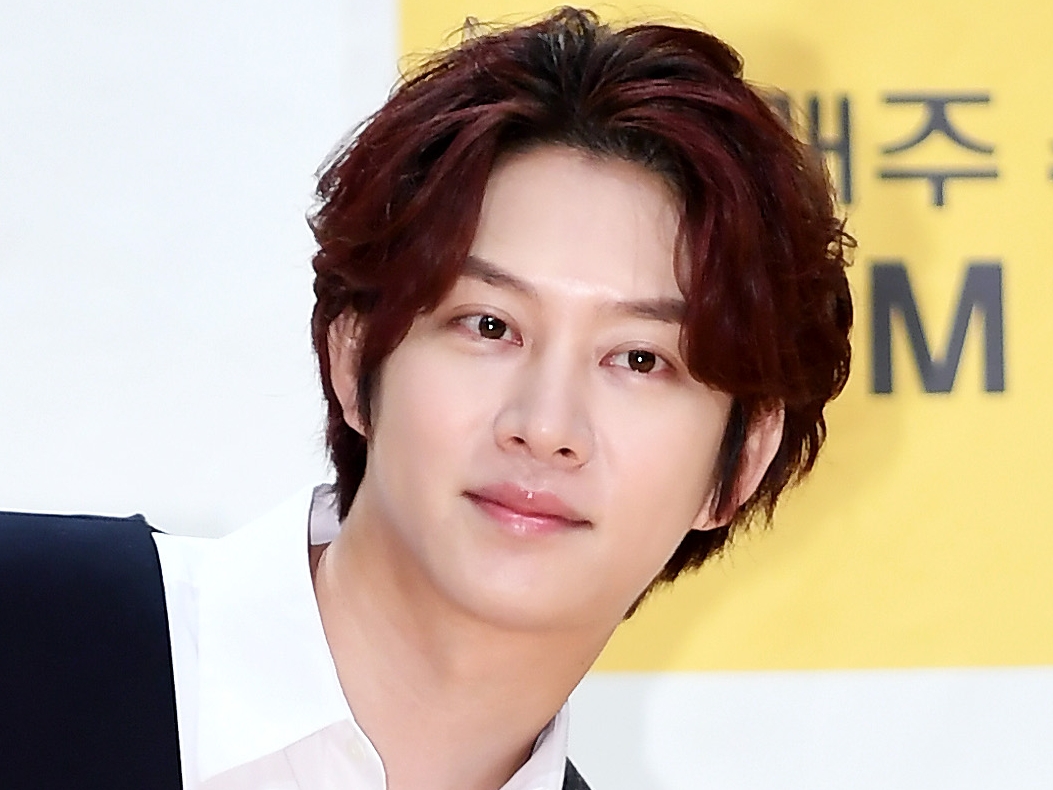 「ナイトクラブに通い…」SUPER JUNIOR・ヒチョル、デビュー20周年で明かした“やんちゃ”エピソード